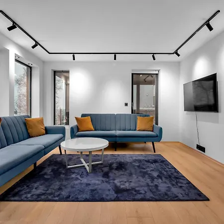 The Mountain View-1st Floor Apartment